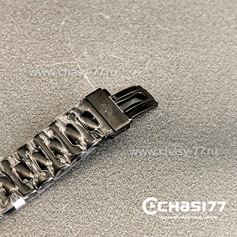 Patek Philippe Men Nautilus (17500)