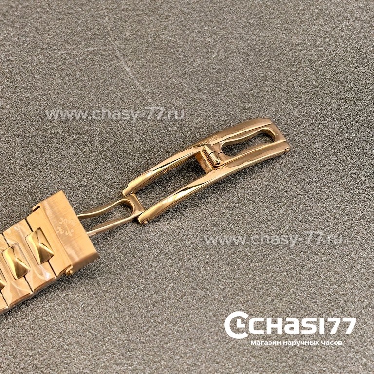 Patek Philippe Men Nautilus (15806)