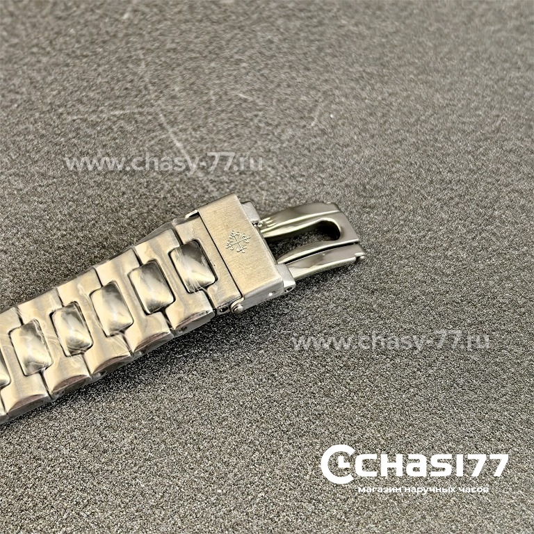 Patek Philippe Men Nautilus (25318)