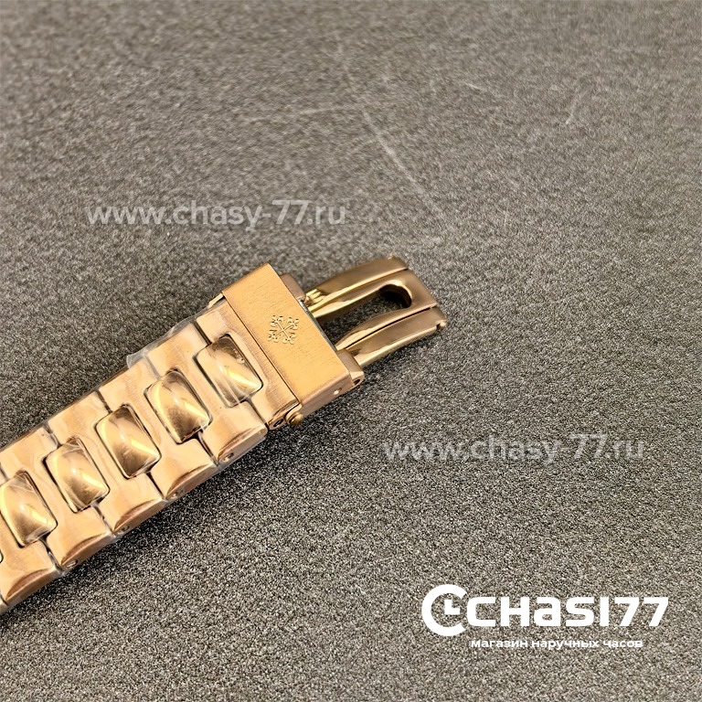 Patek Philippe Men Nautilus (25320)