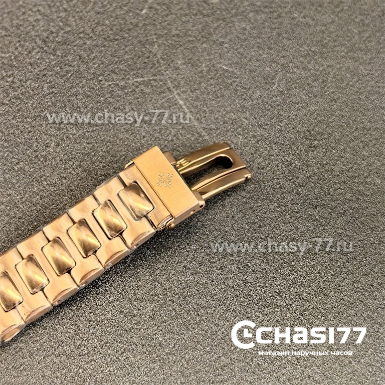 Patek Philippe Men Nautilus (13925)