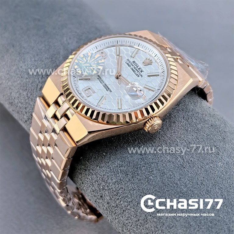 Rolex Sky-Dweller (25528)