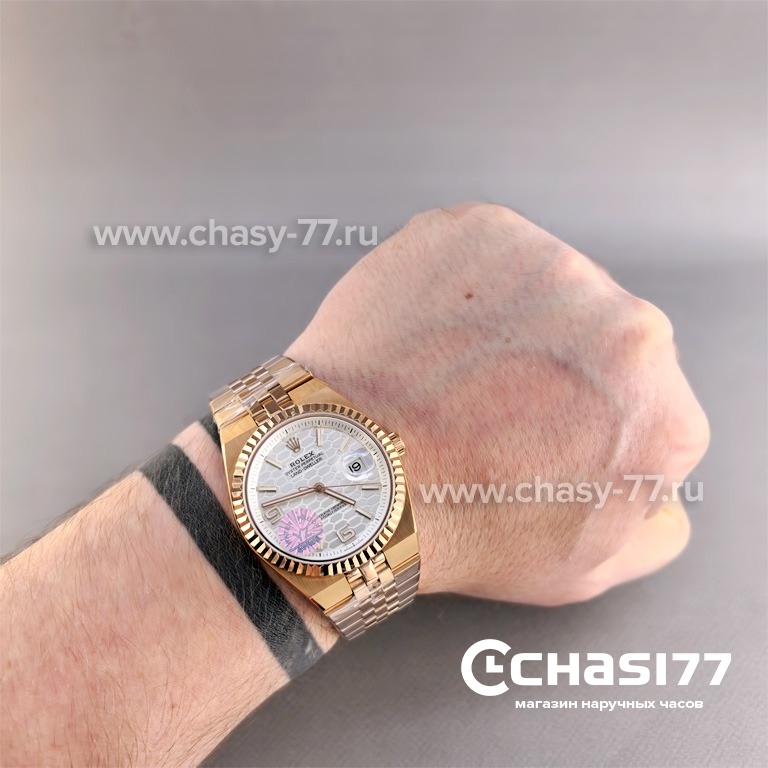 Rolex Sky-Dweller (25528)