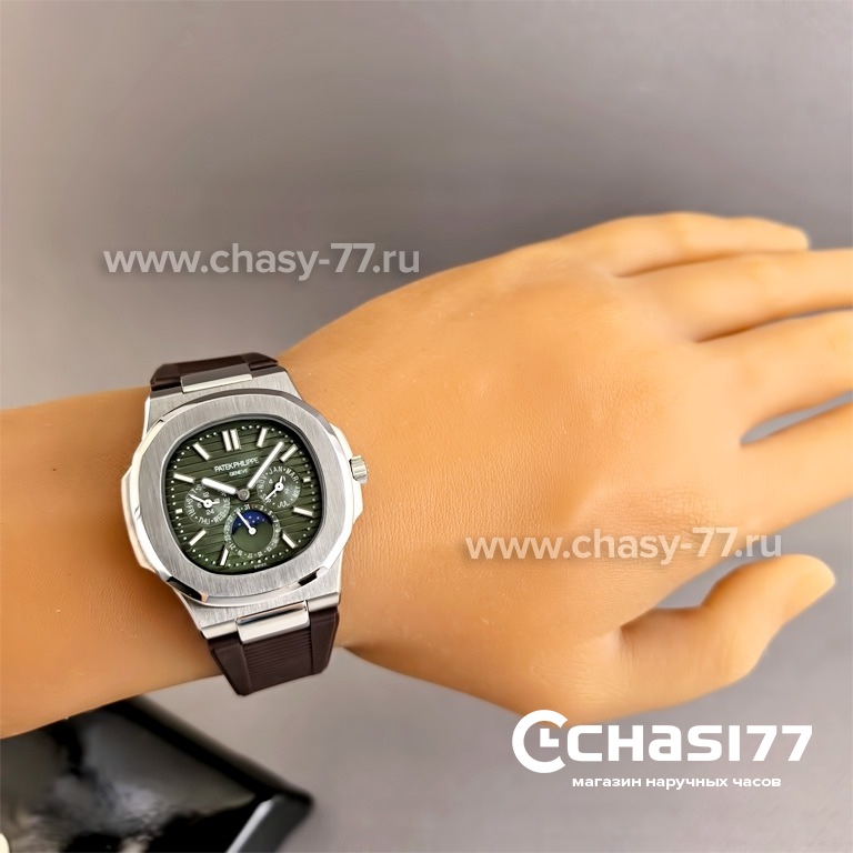 Patek Philippe Men Nautilus (25330)