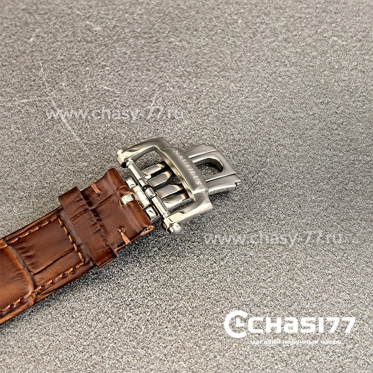 Patek Philippe Men Nautilus (25333)