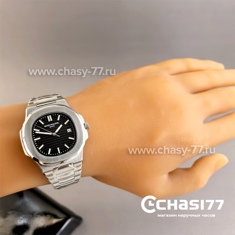 Patek Philippe Men Nautilus (05439)