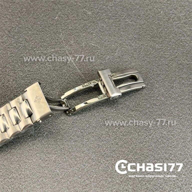 Patek Philippe Men Nautilus (05439)