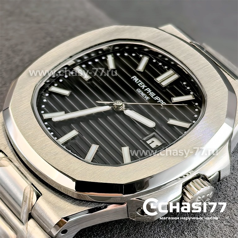 Patek Philippe Men Nautilus (05439)