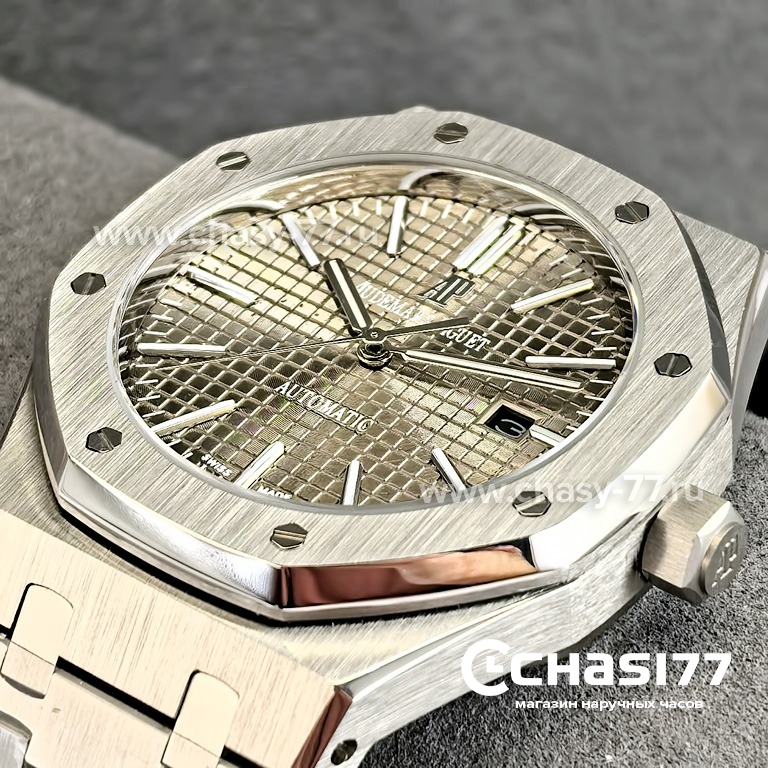 Audemars Piguet Royal Oak (11375)