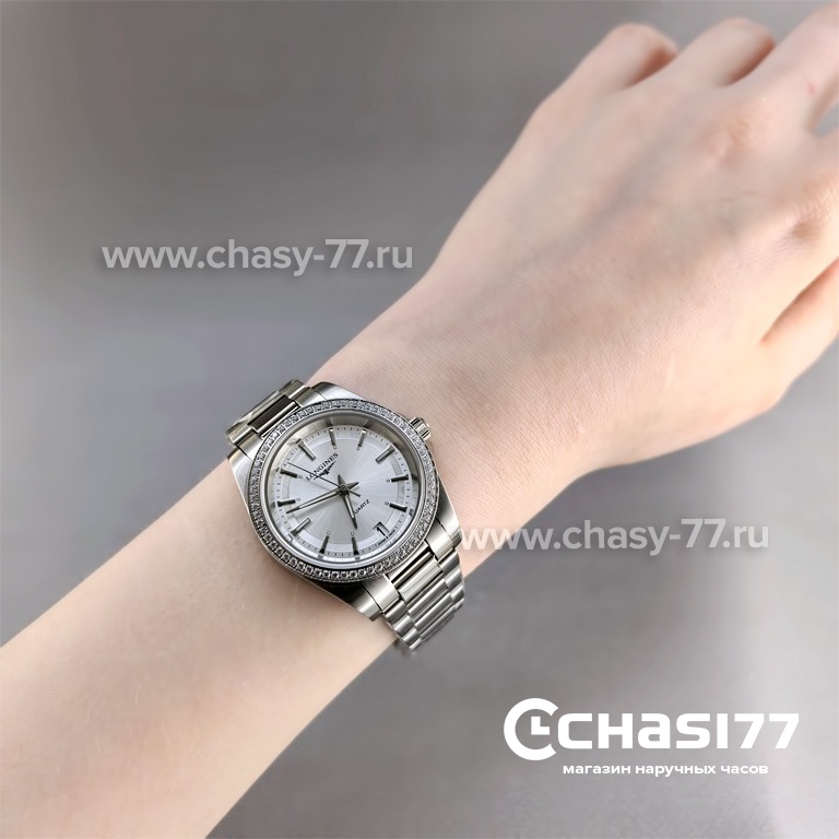 Longines Conquest (25595)
