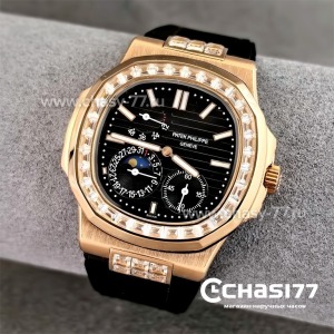 Patek Philippe Men Nautilus (24105)