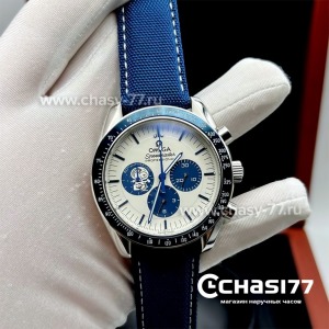 Omega Speedmaster Silver Snoopy Award (24844)